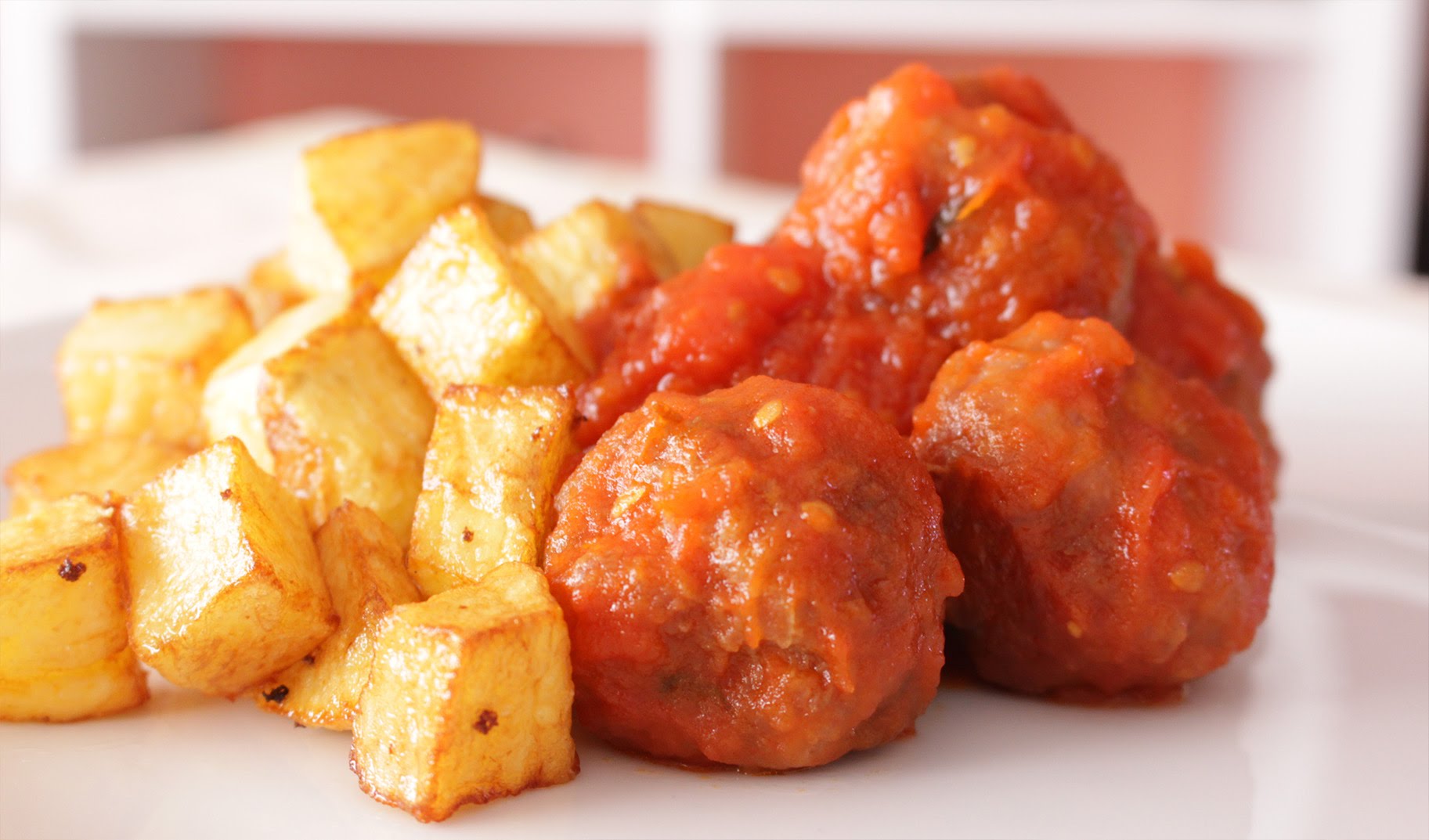 Albóndigas con Tomate